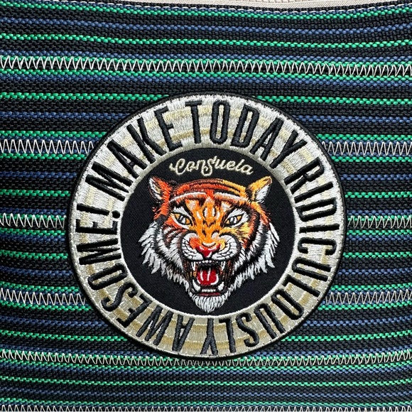 Consuela Dwight Downtown Crossbody NWT - Picture 2 of 14